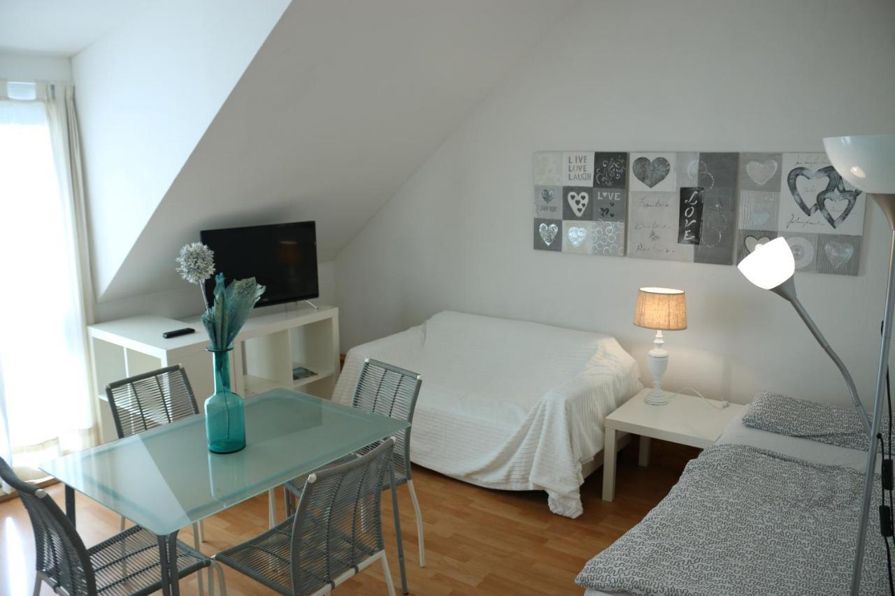 Moderne Studio Apartments Und 4 Zimmer Wohnungen In Oberhausen, Ideal Fuer Geschaeftsreisende Und Monteure Dış mekan fotoğraf