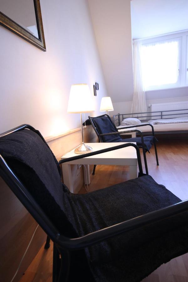 Moderne Studio Apartments Und 4 Zimmer Wohnungen In Oberhausen, Ideal Fuer Geschaeftsreisende Und Monteure Dış mekan fotoğraf