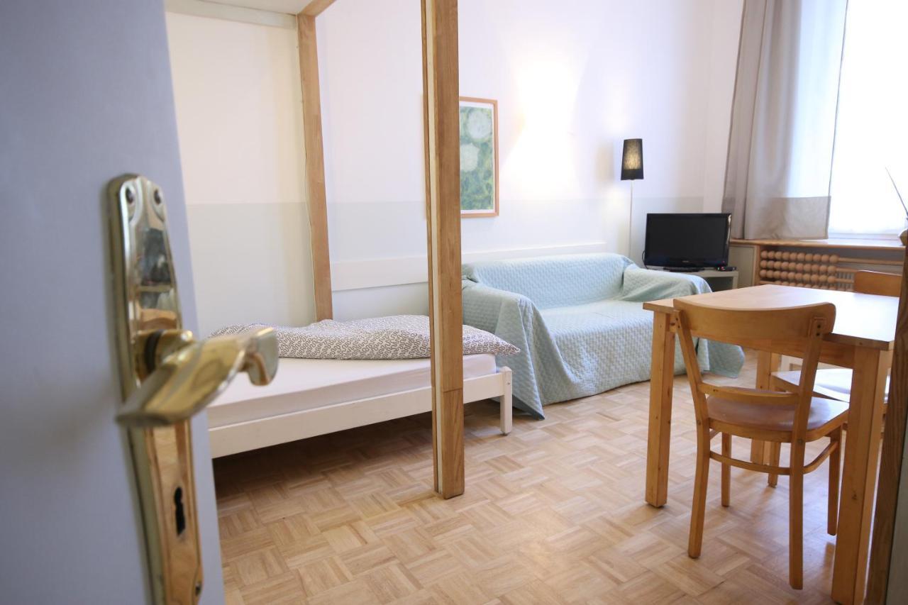 Moderne Studio Apartments Und 4 Zimmer Wohnungen In Oberhausen, Ideal Fuer Geschaeftsreisende Und Monteure Dış mekan fotoğraf