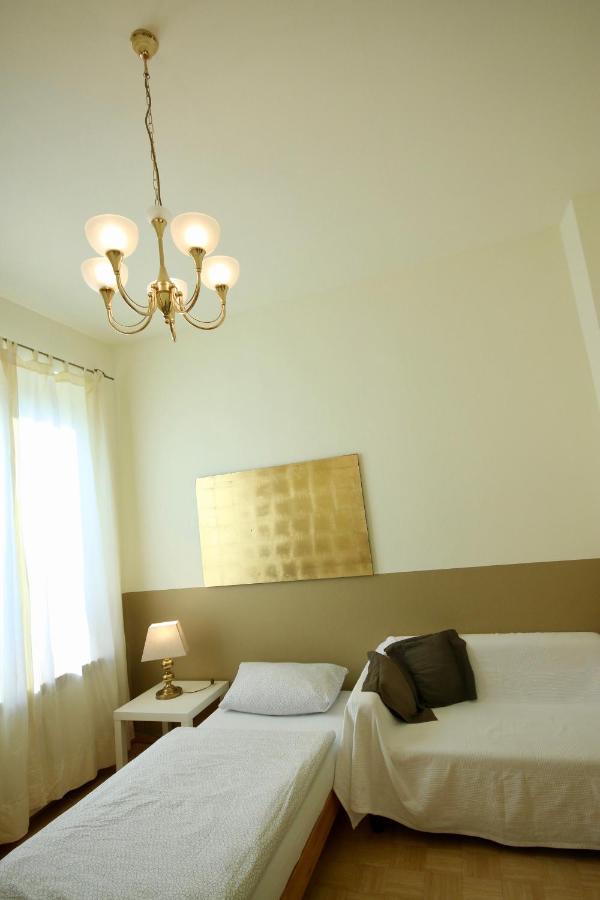 Moderne Studio Apartments Und 4 Zimmer Wohnungen In Oberhausen, Ideal Fuer Geschaeftsreisende Und Monteure Dış mekan fotoğraf